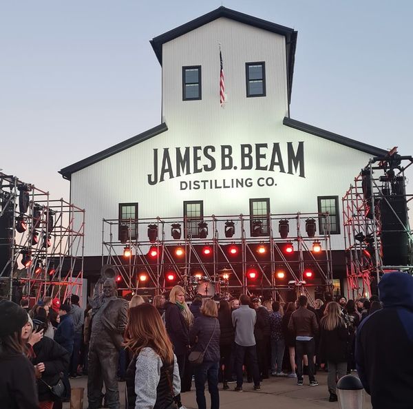 Kentucky James B. Beam Distillery 2022 (gig) – MuseWiki: Supermassive ...