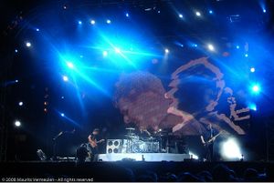 Johannesburg New Market Racecourse 2008 (gig) – MuseWiki: Supermassive wiki  for the band Muse